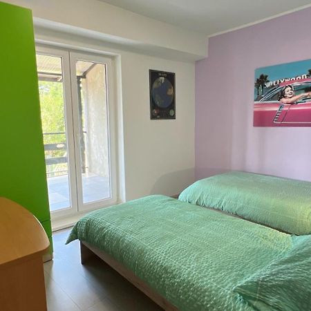 Hilltop Apartments Red & Blue Portoroz Bagian luar foto