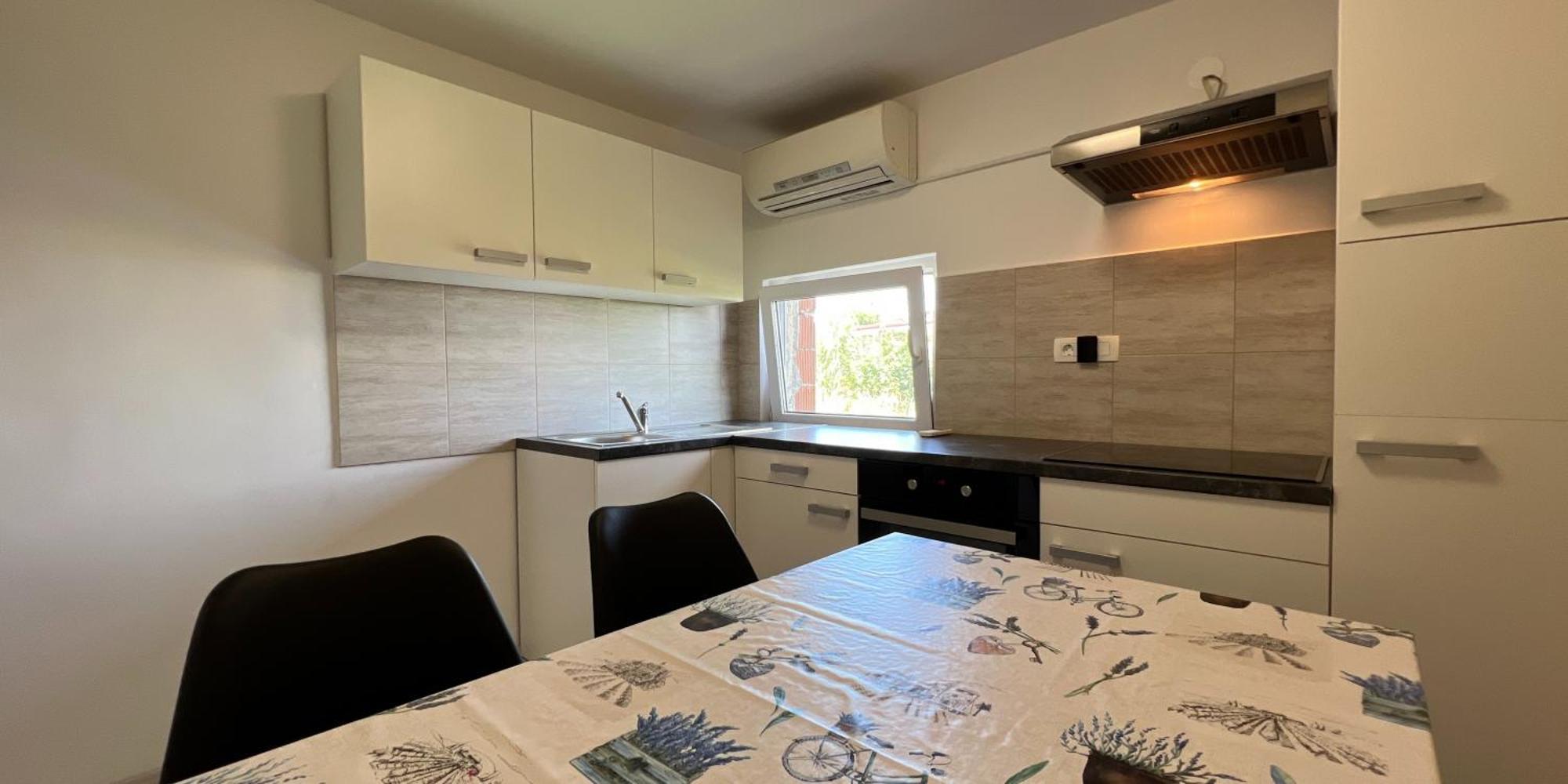 Hilltop Apartments Red & Blue Portoroz Bagian luar foto