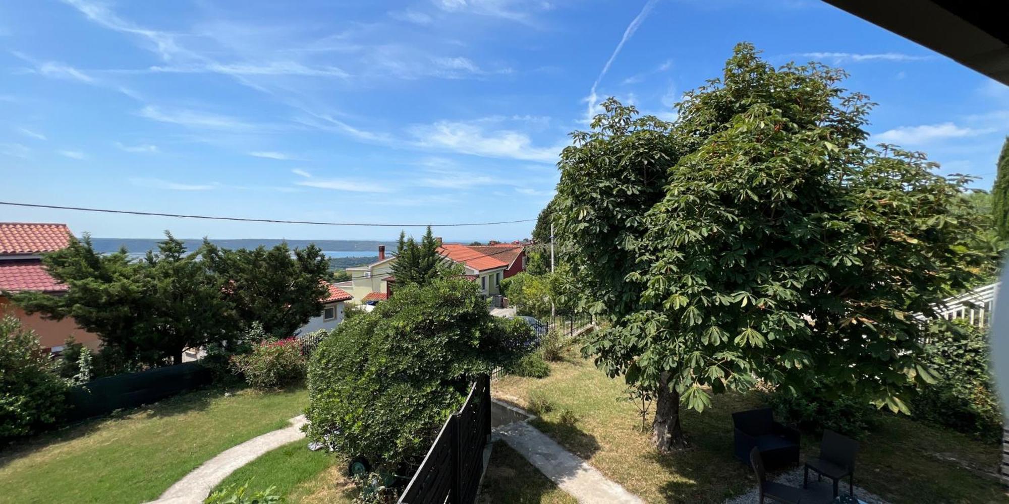 Hilltop Apartments Red & Blue Portoroz Bagian luar foto